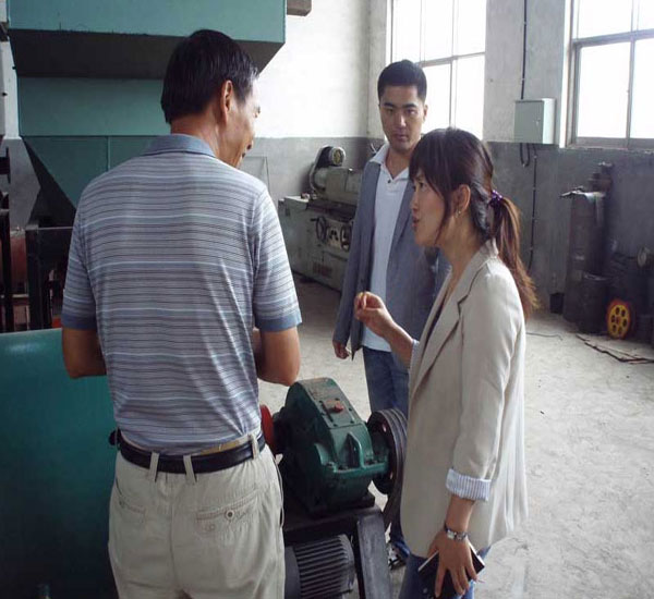 新加坡友人在我廠